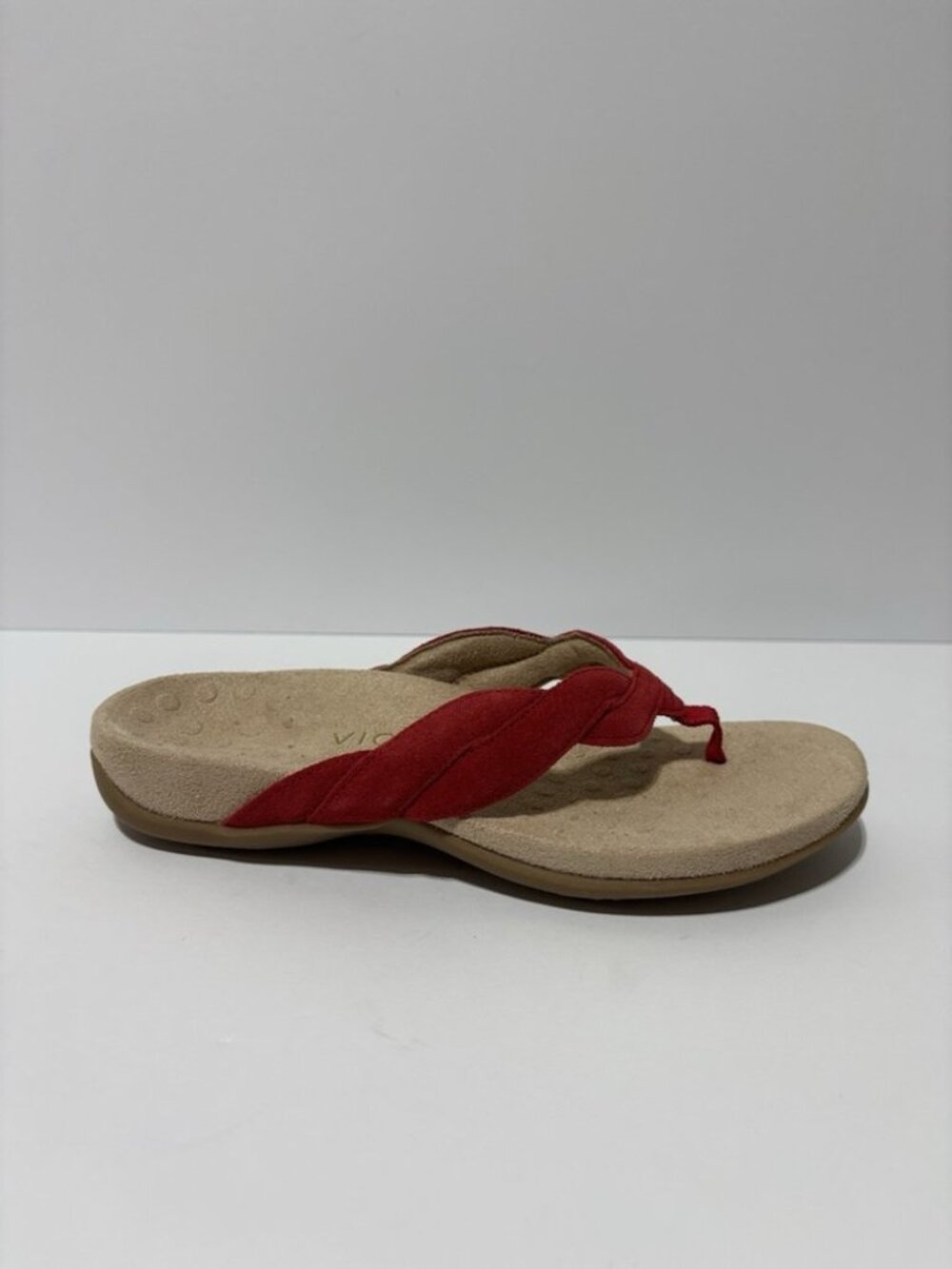Vionic Women’s Bella Braid Thong Sandals Red, Size 6 M